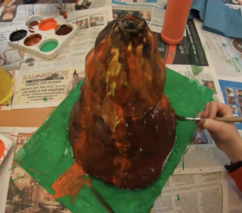 Year 4 make VOLCANOES! – Click to watch the video